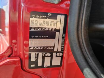 CF 460 8x2/6 / FASSI 82 t/m CRANE / KRAN - 18.3 mtr